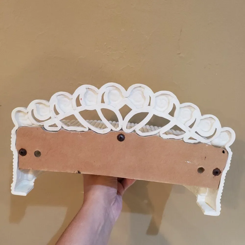 70s Cottagecore Coquette Off White Plastic Braided Shelf